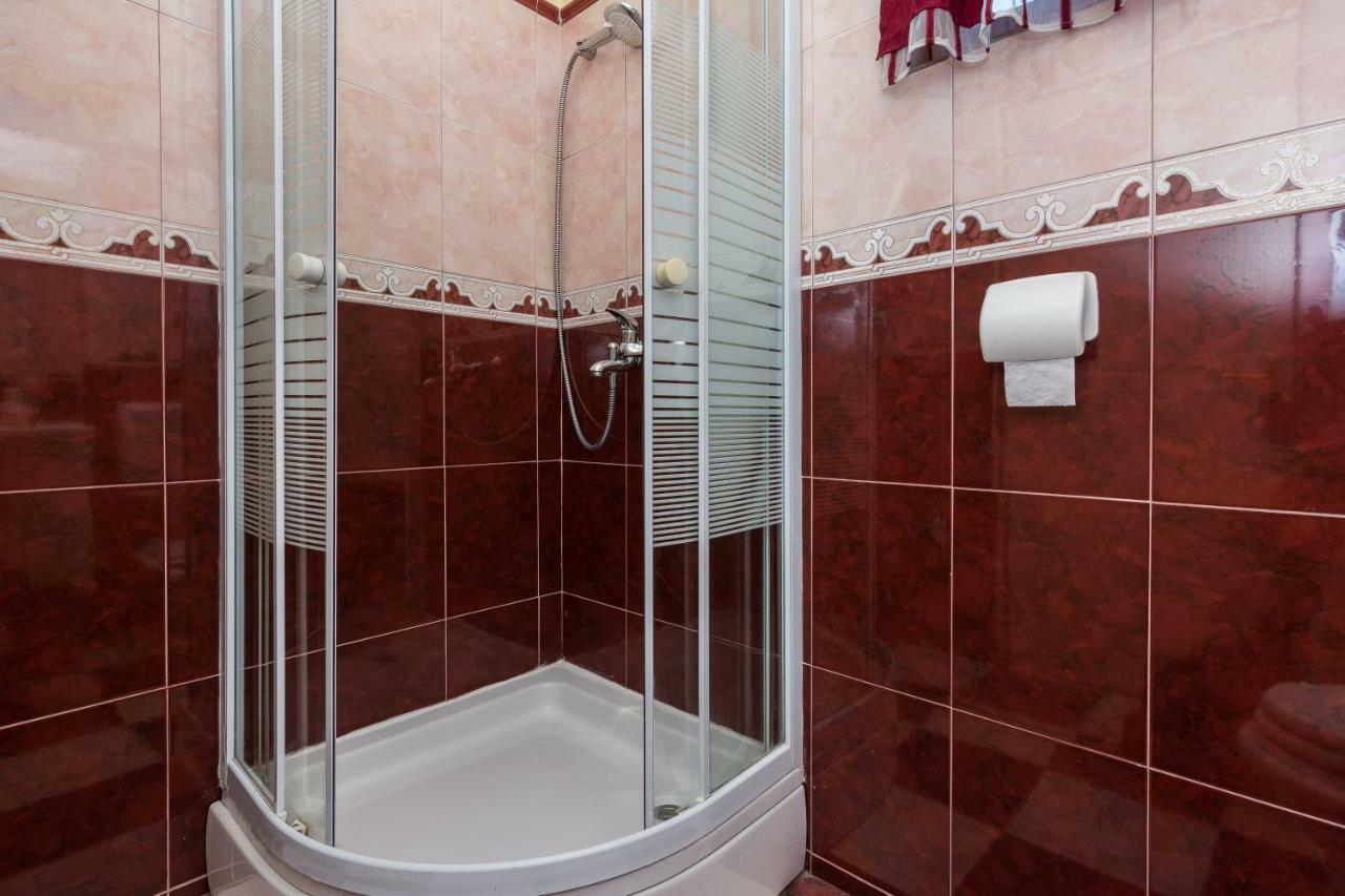 Apartman Mladenka Sukošan Екстериор снимка